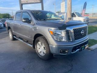 2017 NISSAN TITAN CREW CAB SV PICKUP 4D 5 1/2 FT