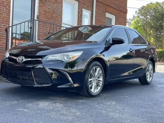 2017 TOYOTA CAMRY SE SEDAN 4D