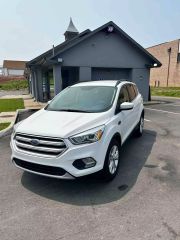 2017 FORD ESCAPE SE SPORT UTILITY 4D