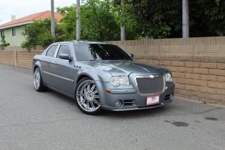 2006 CHRYSLER 300 SRT8 SEDAN 4D