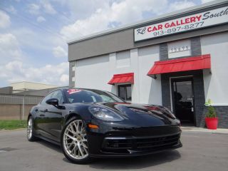 2020 PORSCHE PANAMERA 4 E