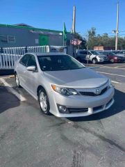 2014 TOYOTA CAMRY SE SEDAN 4D