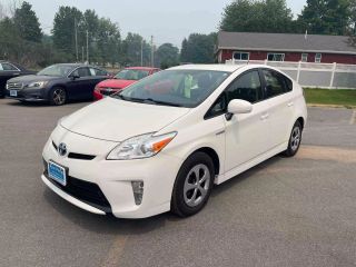 2015 TOYOTA PRIUS ONE HATCHBACK 4D