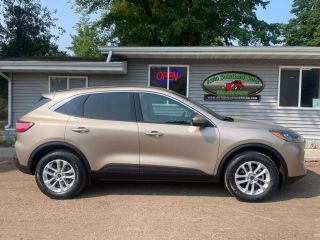 2020 FORD ESCAPE SE SPORT UTILITY 4D