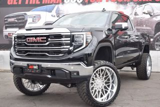 2022 GMC SIERRA 1500 CREW CAB SLT PICKUP 4D 5 3/4 FT