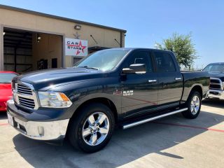 2016 RAM 1500 SLT