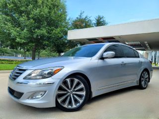 Image of 2014 HYUNDAI GENESIS