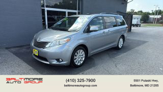 Image of 2011 TOYOTA SIENNA