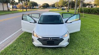 2020 HYUNDAI ELANTRA LIMITED SEDAN 4D