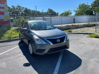 2017 NISSAN VERSA S