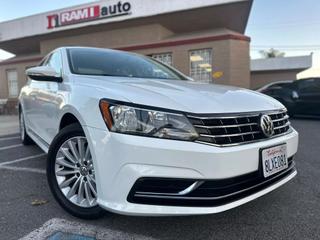 Image of 2016 VOLKSWAGEN PASSAT