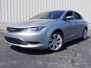 2016 CHRYSLER 200 LIMITED SEDAN 4D