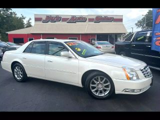 2011 CADILLAC DTS SEDAN 4D
