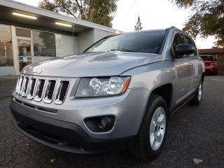 Image of 2016 JEEP COMPASS
