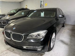Image of 2013 BMW 7 SERIES