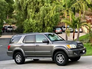 2004 TOYOTA SEQUOIA LIMITED SPORT UTILITY 4D