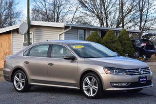 Image of 2015 VOLKSWAGEN PASSAT