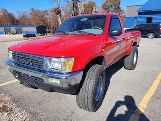 Image of 1991 TOYOTA PICKUP