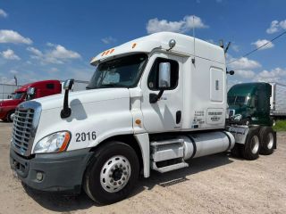 Image of 2010 FREIGHTLINER CASCADIA