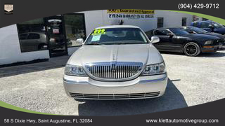 2004 LINCOLN TOWN CAR - Image