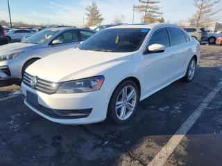 Image of 2014 VOLKSWAGEN PASSAT