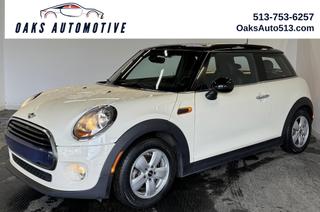 Image of 2016 MINI HARDTOP 2 DOOR