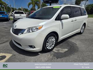 Image of 2016 TOYOTA SIENNA