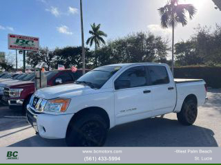 Image of 2011 NISSAN TITAN CREW CAB