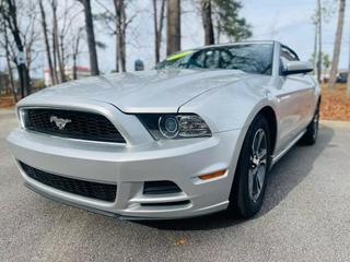 2014 FORD MUSTANG V6 CONVERTIBLE 2D
