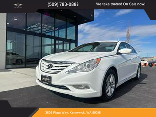 2013 HYUNDAI SONATA SEDAN WHITE - - The Auto Lot