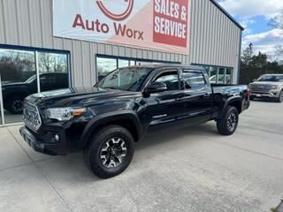 2019 TOYOTA TACOMA DOUBLE CAB TRD OFF-ROAD PICKUP 4D 6 FT