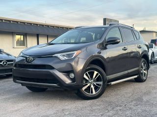 2017 TOYOTA RAV4 XLE