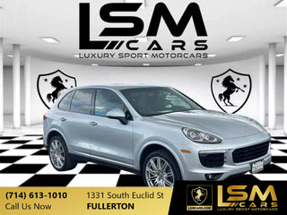 Image of 2017 PORSCHE CAYENNE