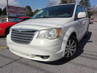 Image of 2009 CHRYSLER TOWN & COUNTRY