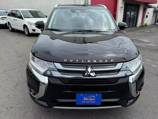 Image of 2018 MITSUBISHI OUTLANDER PHEV