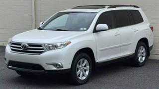 Image of 2013 TOYOTA HIGHLANDER