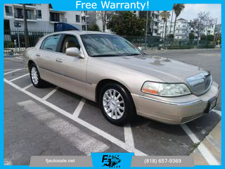2006 LINCOLN TOWN CAR SEDAN GOLD AUTOMATIC - FJ Auto Sales, in North Hollywood, CA 34.172097607702305, -118.3754893925942