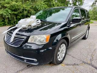 Image of 2014 CHRYSLER TOWN & COUNTRY