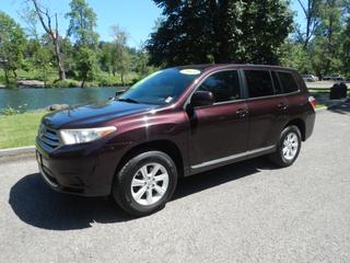 Image of 2013 TOYOTA HIGHLANDER