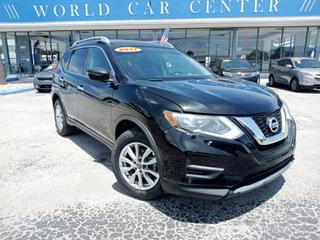 Image of 2017 NISSAN ROGUE