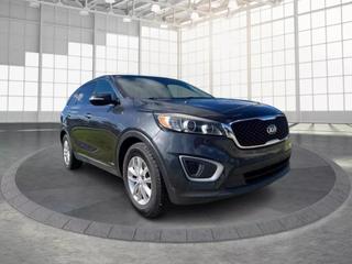 Image of 2017 KIA SORENTO