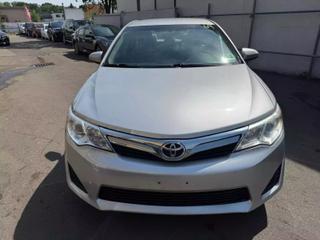 Image of 2012 TOYOTA CAMRY