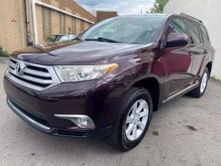 Image of 2012 TOYOTA HIGHLANDER