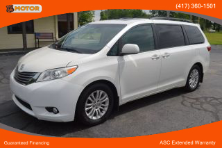 Image of 2015 TOYOTA SIENNA