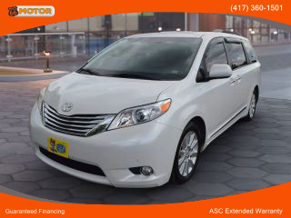 Image of 2011 TOYOTA SIENNA