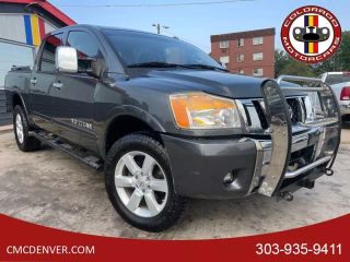 2012 NISSAN TITAN SL