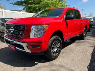 2021 NISSAN TITAN SV