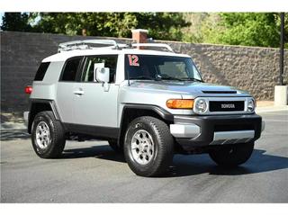 Image of 2012 TOYOTA FJ CRUISER