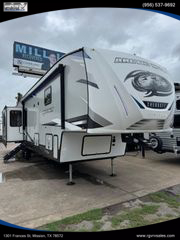 Image of 2022 FOREST RIVER ARCTIC WOLF 3660SUITE 43'