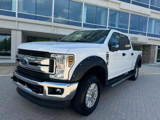 Image of 2018 FORD F250 SUPER DUTY CREW CAB